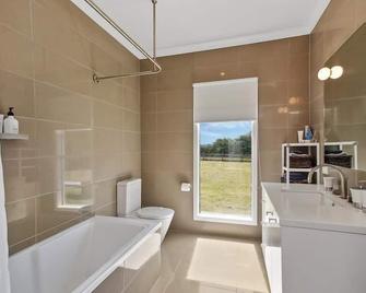 The Source, Otways - Apollo Bay - Bathroom