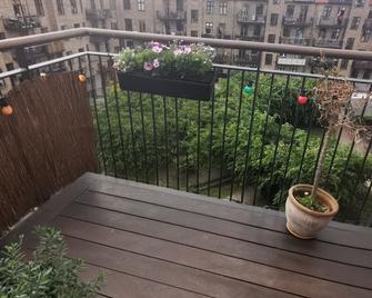 Bright penthouse apartment in cozy neighborhood - Copenhague - Balcon