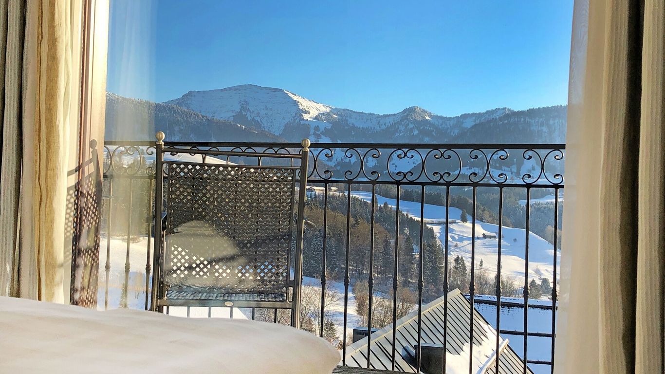 هوتل بايريشر هوف كور آند سبورتهوتل