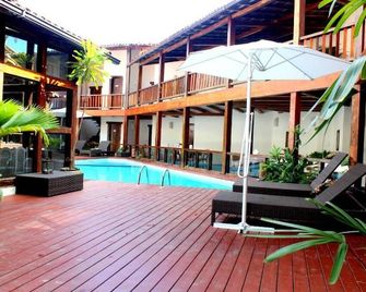 Rede Andrade Galeão - פורטו סגורו - בריכה