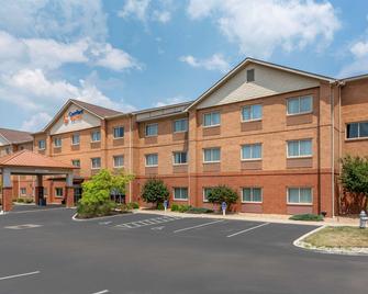 Comfort Suites - Mason - Edificio