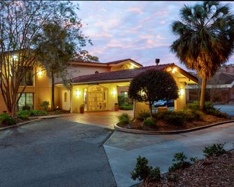 La Quinta Inn by Wyndham Tallahassee North - Tallahassee - Edifício