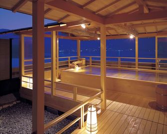 Wakakusa No Yado Maruei Ryokan - Fujikawaguchiko