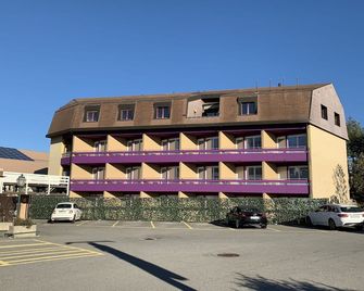 Eh!toi Self Motel - Étoy - Budova