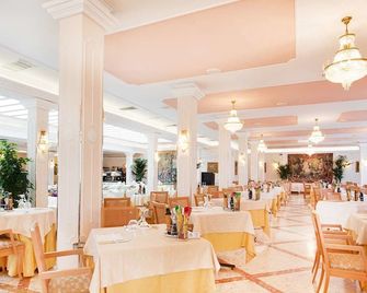 Hotel Gambrinus - Cervia - Restaurante