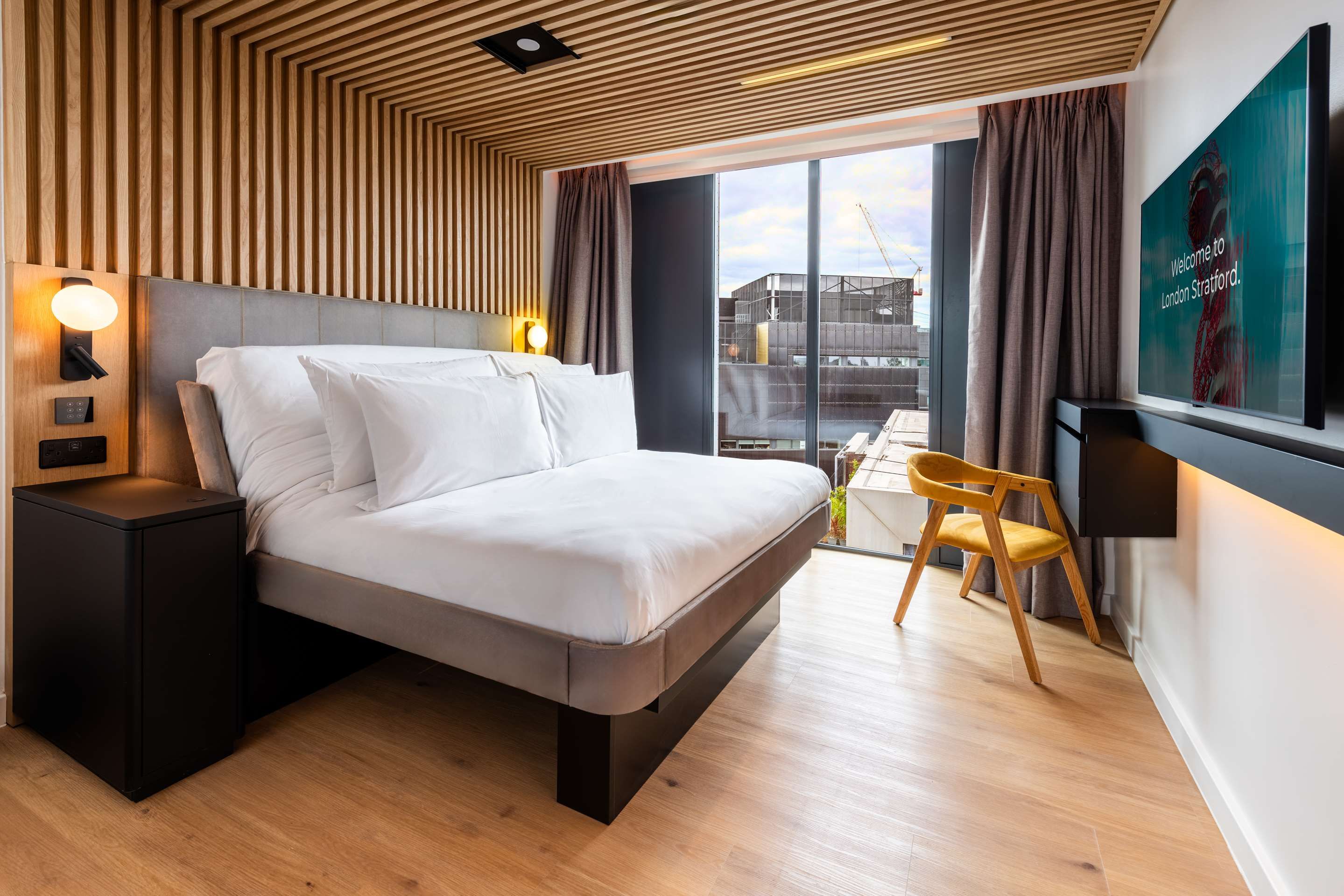 Yotelpad London Stratford thumbnail 2