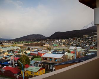 Los Arboles Apart - Ushuaia - Balcón