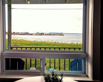 Hunts Point 1-Br Coastal Retreat - Cottage # 8 - Hunt's Point - Balcony