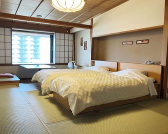 Yunokawa Kanko Hotel Shoen - האקונדאטה