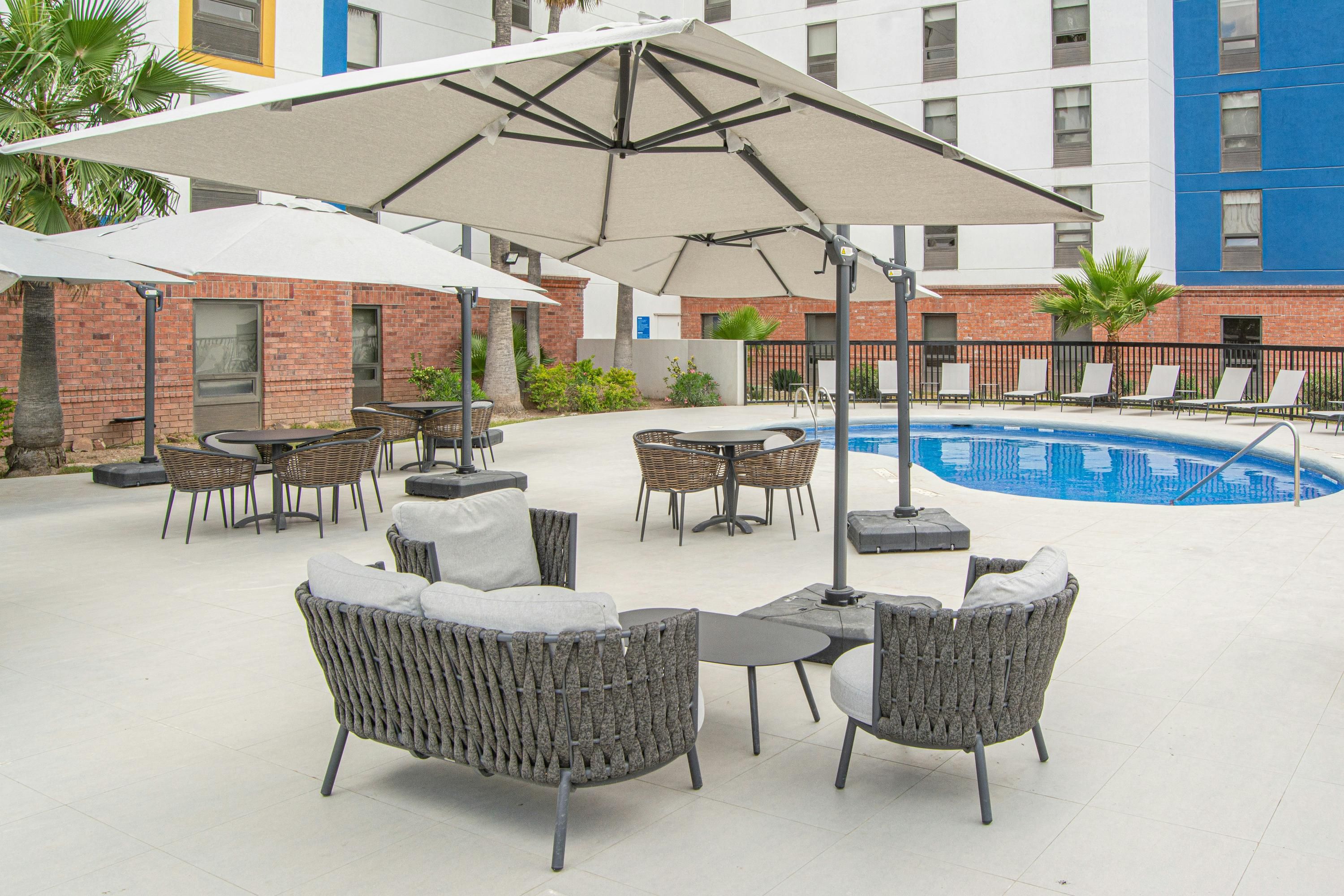 Hampton by Hilton Saltillo - Saltillo - Bazén