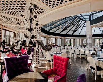 Villas Elenite Premium - Elenite - Restaurant