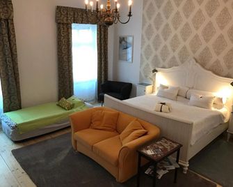 Lovely Flat in a Lovely City - Steyr - Sala de estar