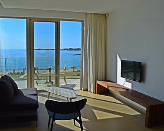Amphora Hotel & Suites - Pafos - Stue
