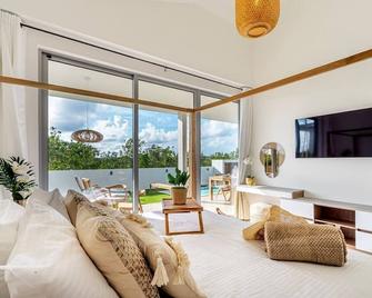 3 bdrm 2 bath Villa with Private Pool- Azure Beach Residences - Oranjestad - Sala de estar