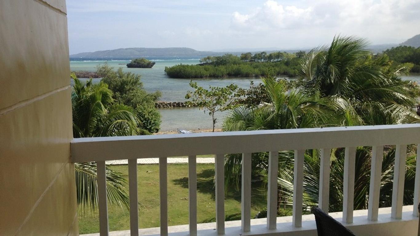 Moalboal Beach Resort