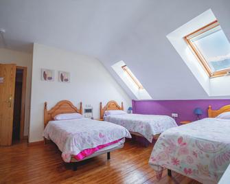 Hostal Alto Aragon - Villanúa - Habitación