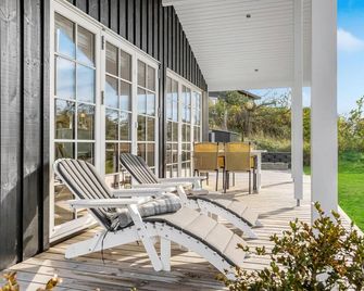 Stunning Home In Ebeltoft With Wifi - Ebeltoft - Binnenhof