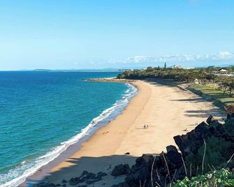 Walk to Lamberts Beach 2 Brm - Mackay - Strand