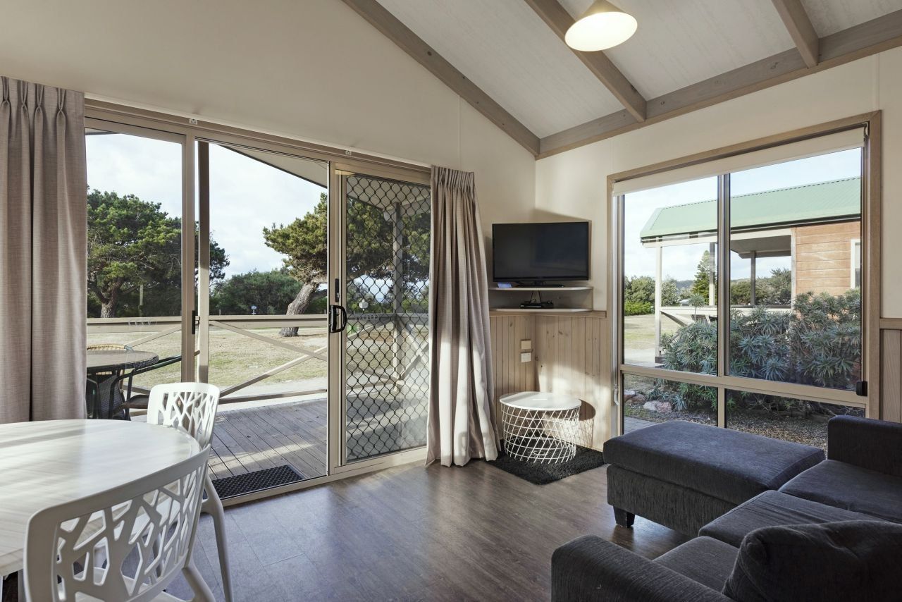 Discovery Parks - Pambula Beach - Merimbula - Living room