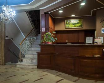 Hotel Marianna - Dráma - Recepce