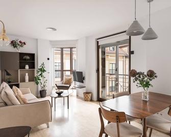 Apartamentos Suite The Way - Astorga - Living room