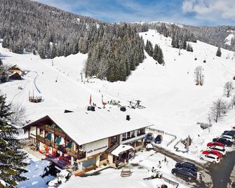 Schi- und Wanderhotel Berghof - Bad Kleinkirchheim - Будівля