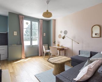 Le Gatsby by Cocoonr - Nantes - Living room