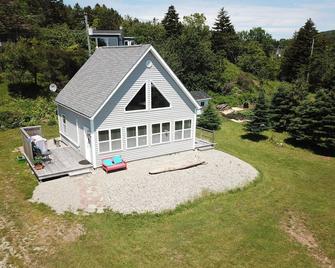 Private Cottage in Alma, Fundy National Park - Alma - Gebouw