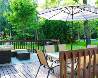 Cozy Cabin located minutes from Whitefish Dunes Park - Sturgeon Bay - Patio