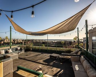 Holiday Inn Oceanside Camp Pendleton Area By IHG - אושנסייד - פטיו