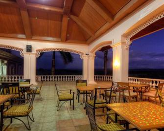 Mountain Lake Resort - Lumban - Restaurante