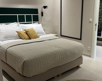 Living Yard Thissio - Atenas