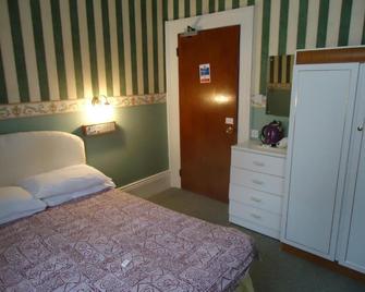 Abbey Court Hotel - Torquay - Habitación