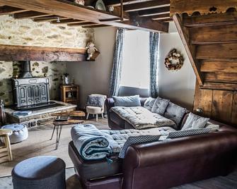 Au Nid de Caroline gîte 4 étoiles - Arette - Living room