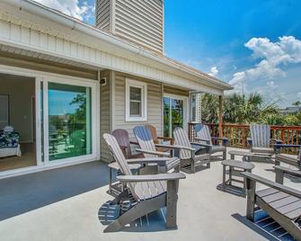 Carolina Boulevard 128 - Isle of Palms
