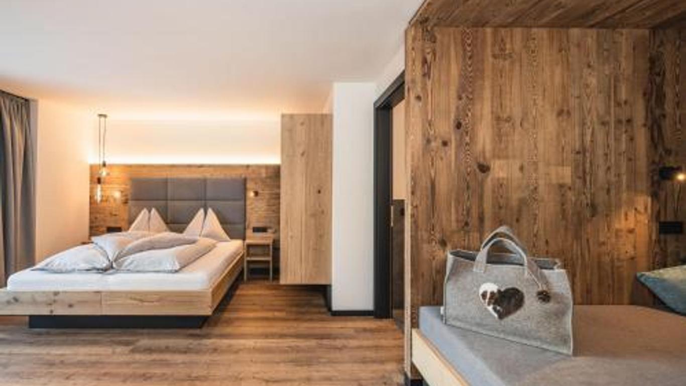 Hotel Wolf
