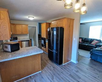 Come Visit Chattanooga, TN and surrounding areas. - Ringgold - Kitchen