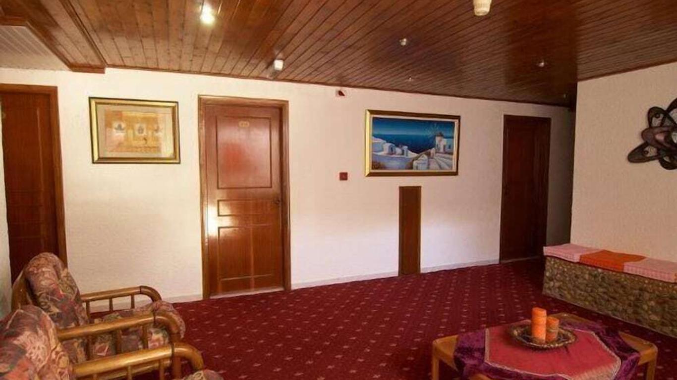 Ionikos Hotel