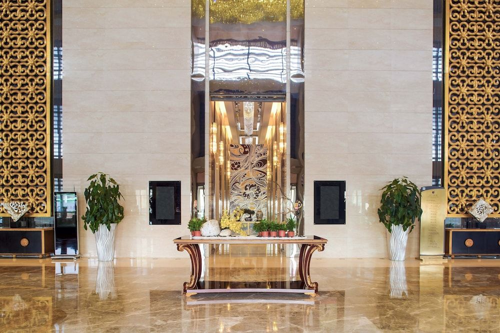 Grand New Century Hotel - Qingdao - Lobby