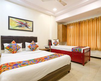 Via Aksa Inn - Mumbai - Quarto