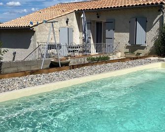 Location de Vacances - Crestet - Pool