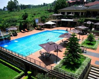 Nobleza Hotel - Kigali - Zwembad