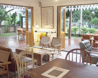 ศรีนวลลอดจ์ - น่าน