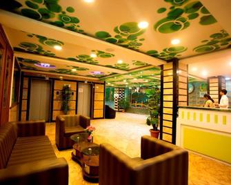 Hotel Amr Evvergreen - Salem - Lobby