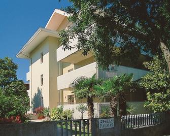 Appartamenti Las Palmas - Lignano Sabbiadoro - Building