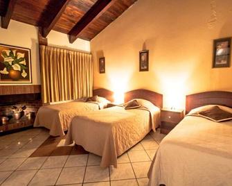 Comfort Hostel - Guatemala City - Bedroom