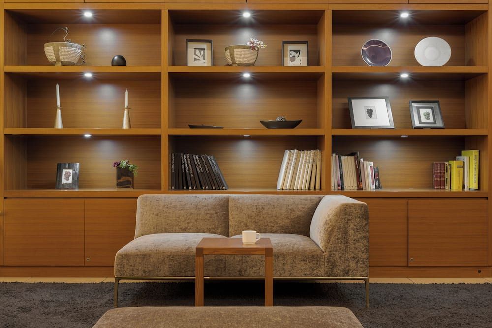 كانديو هوتلز أوينوكوين