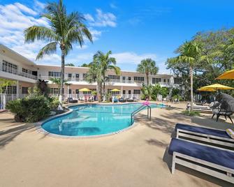 Tradewinds Apartment Hotel Miami Beach - Miami Beach - Pool