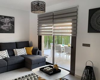 Modern Villa With Private Pool, In The 'La Finca Golf' Estate - Algorfa - Living room