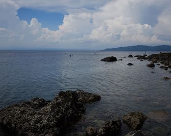 Eagle Point Beach and Dive Resort - Mabini - Balcón
